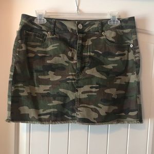 camo mini skirt
